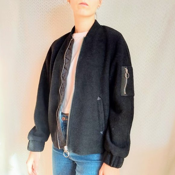 Wool blend bomber jacket in black - Picture 2 of 11